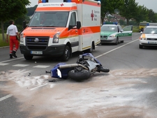 28. Mai 2008: Verkehrsunfall mit einem Motorrad.